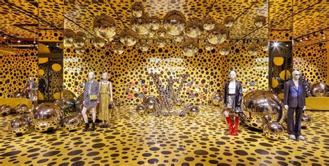 louis vuitton capucine yayoi kusama|louis vuitton collaboration yayoi kusama.